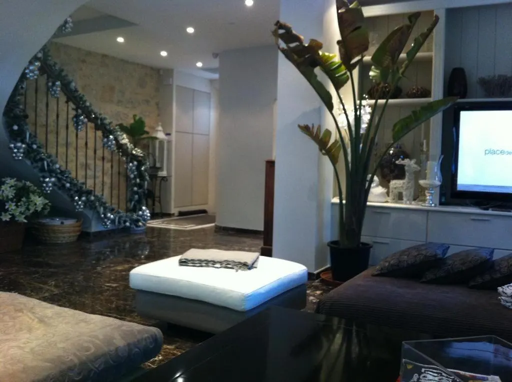 Villa Arcadia Antibes 0*,  Francie